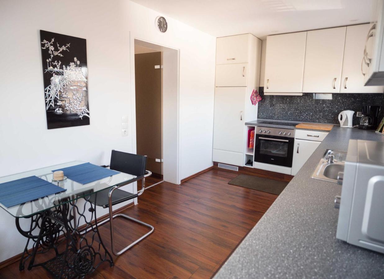 Ferienwohnung Moemlingtal Momlingen Phòng bức ảnh